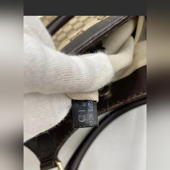 Women's authentic Gucci purse - Picture 2 of 12